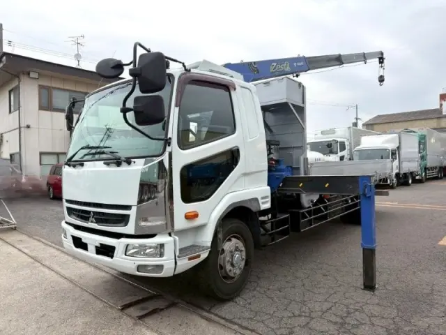 三菱 ファイター QKG-FK62FZの写真5