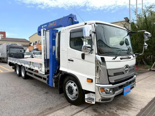 日野 レンジャー 2DG-GK2ABA(6x4)の写真2