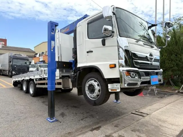 日野 レンジャー 2DG-GK2ABA(6x4)の写真8