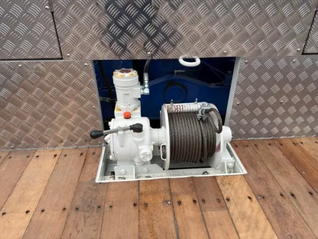 日野 レンジャー 2DG-GK2ABA(6x4)の写真13