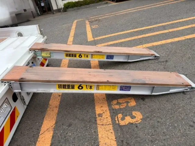 日野 レンジャー 2DG-GK2ABA(6x4)の写真14