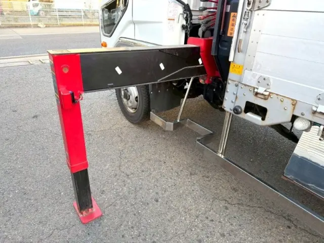 三菱 ファイター 2KG-FK62Fの写真11