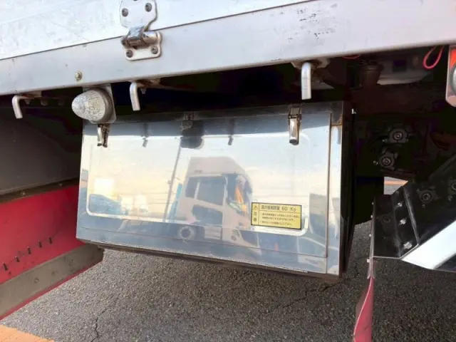 三菱 ファイター 2KG-FK62Fの写真16