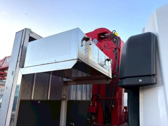 三菱 ファイター 2KG-FK62Fの写真20