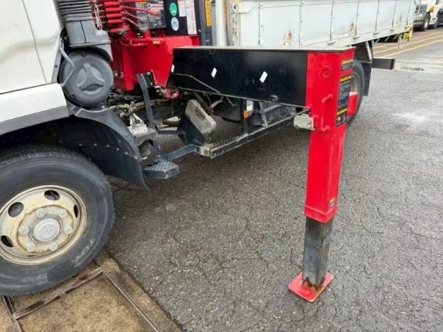 三菱 ファイター 2KG-FK71Fの写真11