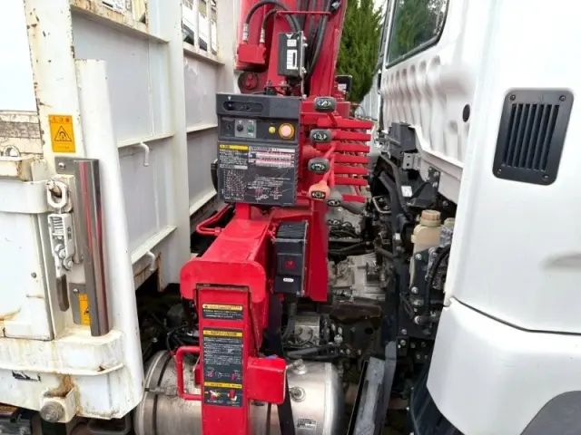 三菱 ファイター 2KG-FK71Fの写真12