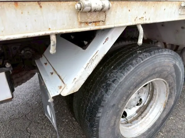 三菱 ファイター 2KG-FK71Fの写真24