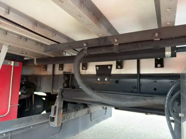 三菱 ファイター 2KG-FK71Fの写真18