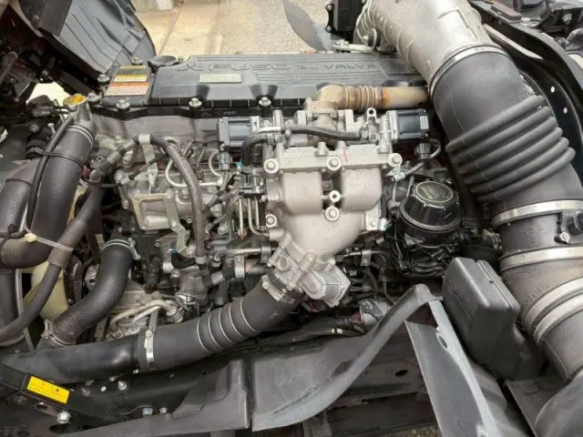 三菱 ファイター 2KG-FK71Fの写真26