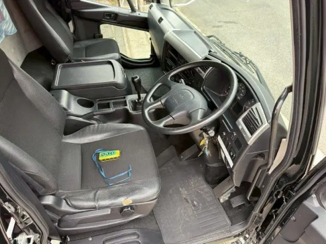 三菱 ファイター 2KG-FK71Fの写真31