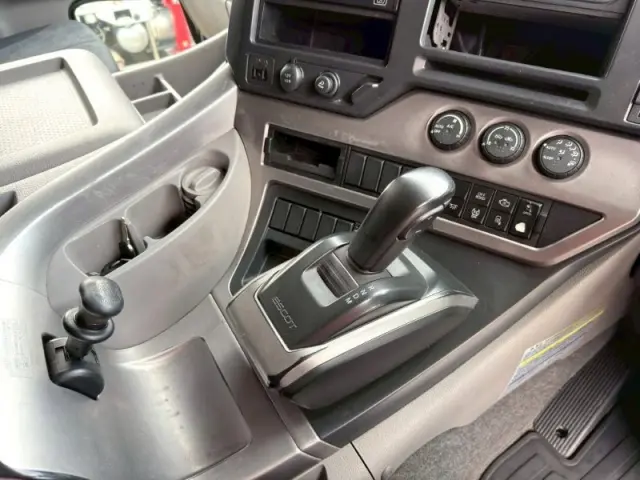 UD クオン 2PG-GK5AABの写真17