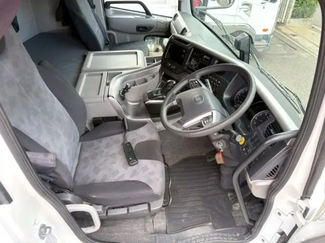 UD クオン 2PG-GK5AABの写真18