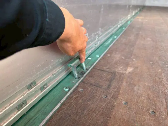 いすゞ フォワード 2RG-FRR90S2の写真14