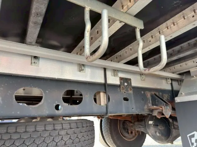 いすゞ フォワード 2RG-FRR90S2の写真15