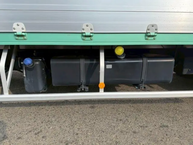 いすゞ フォワード 2RG-FRR90S2の写真17