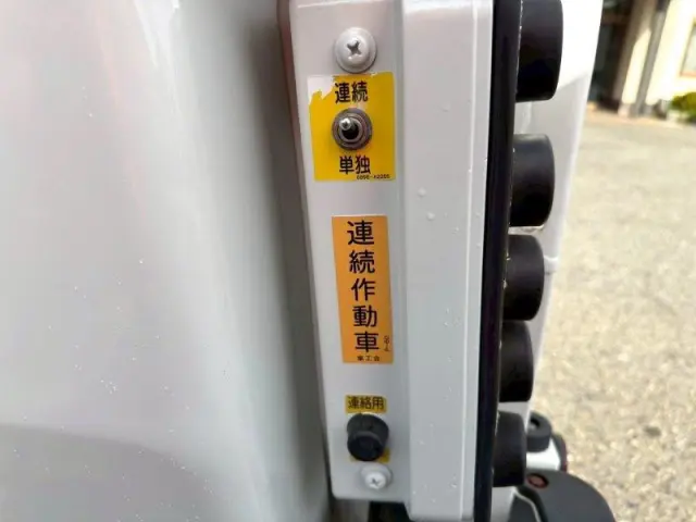 いすゞ エルフ TPG-NKR85ANの写真18