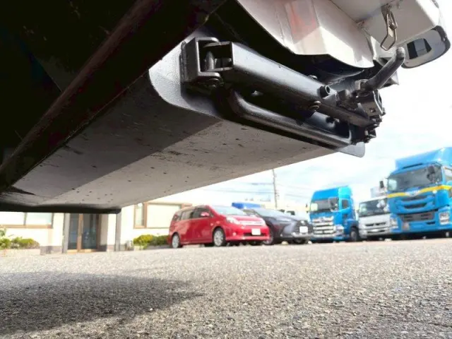 いすゞ エルフ TPG-NKR85ANの写真19