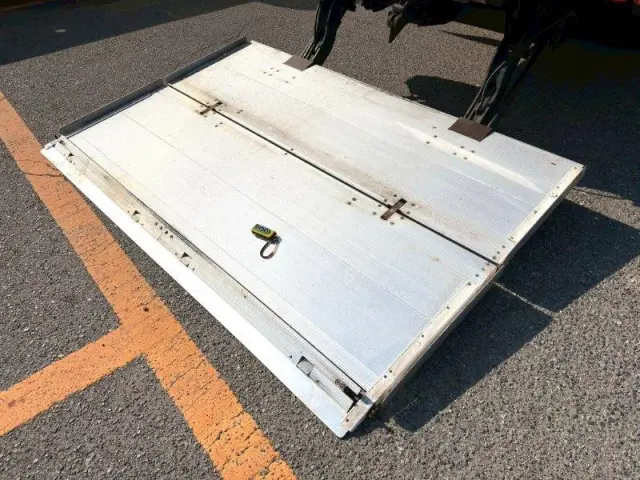 三菱 ファイター 2KG-FK65FYの写真6