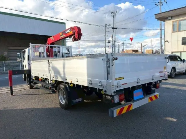 いすゞ フォワード 2RG-FTR90U2の写真4