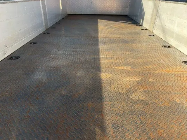 いすゞ フォワード 2RG-FTR90U2の写真5