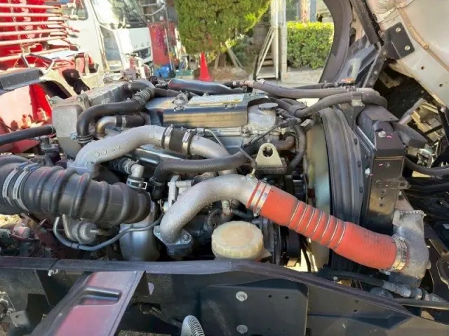 いすゞ フォワード 2RG-FTR90U2の写真19