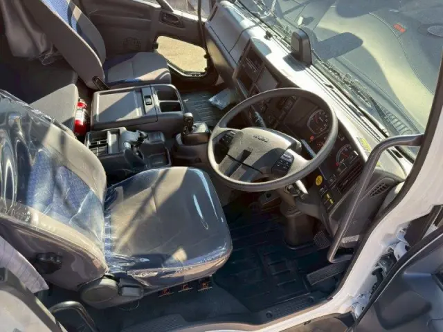 いすゞ フォワード 2RG-FTR90U2の写真24