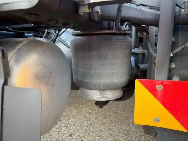 いすゞ ギガ QKG-EXD52BDの写真6