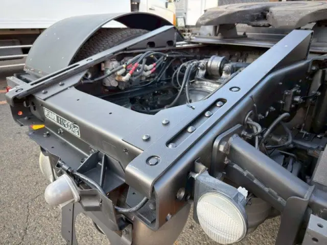 いすゞ ギガ QKG-EXD52BDの写真7