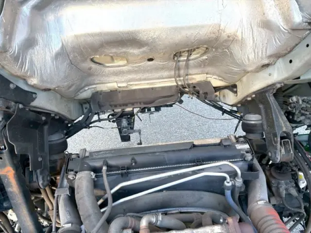 いすゞ ギガ QKG-CYZ77B(6x4)の写真31