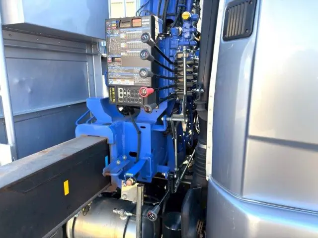 三菱 ファイター 2KG-FK62FYの写真13