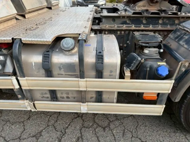 日野 プロフィア QPG-SH1EDDGの写真11