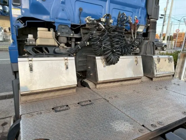 日野 プロフィア QPG-SH1EDDGの写真12