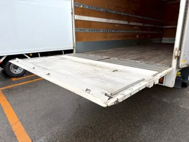 三菱 ファイター TKG-FK71Fの写真7