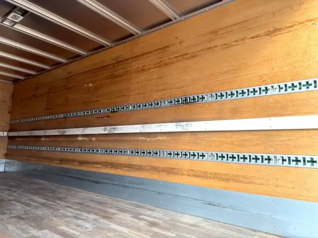 三菱 ファイター TKG-FK71Fの写真12