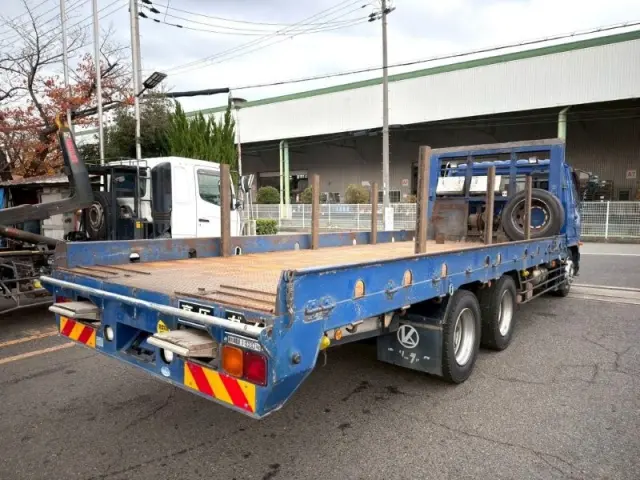 三菱 ファイター QDG-FQ62F(6x4)の写真4