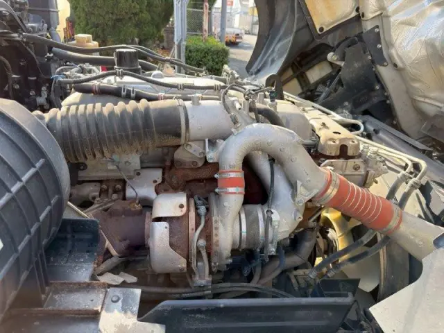 いすゞ ギガ 2PG-CYZ77CM(8x4)の写真21