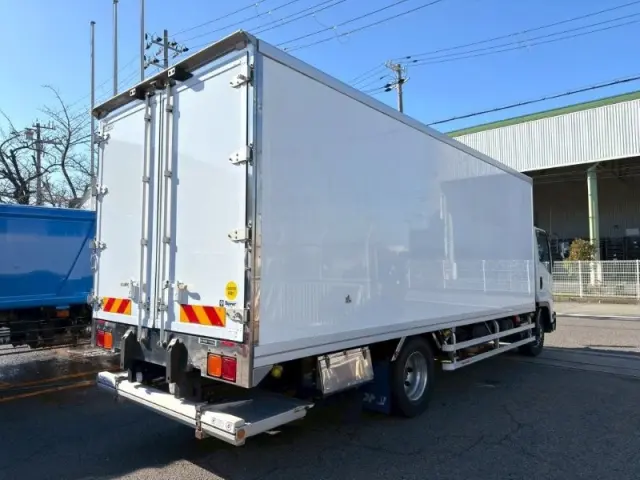 いすゞ フォワード 2PG-FTR90V2の写真3