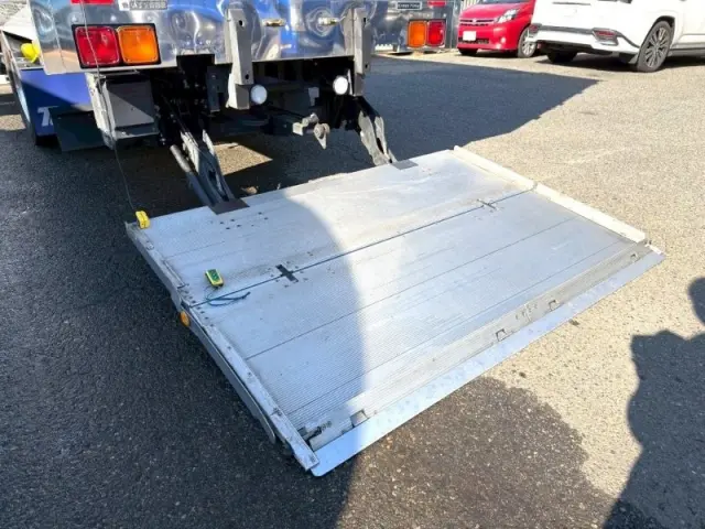 いすゞ フォワード 2PG-FTR90V2の写真5