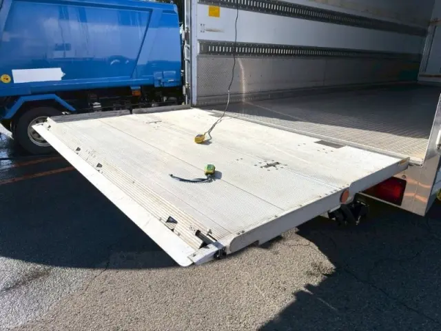 いすゞ フォワード 2PG-FTR90V2の写真6