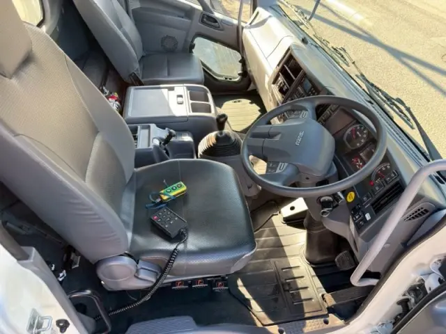 いすゞ フォワード 2PG-FTR90V2の写真28