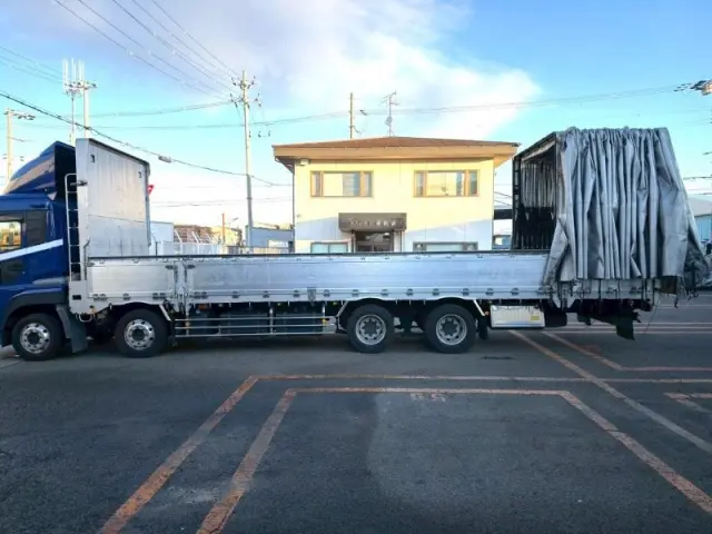 ＵＤ クオン 2PG-CG5CA(8x4)の写真6