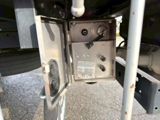 日野 デュトロ TKG-XZU720Mの写真13