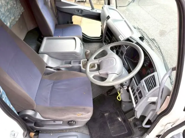 三菱 ファイター TKG-FK71Fの写真24