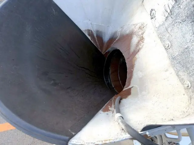 いすゞ フォワード 2PG-FRR90S2の写真6