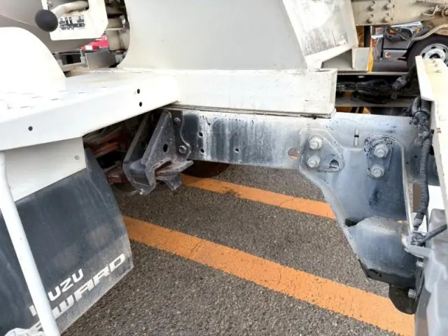 いすゞ フォワード 2PG-FRR90S2の写真15