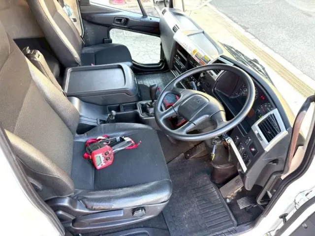 三菱 ファイター 2KG-FK62FZの写真33