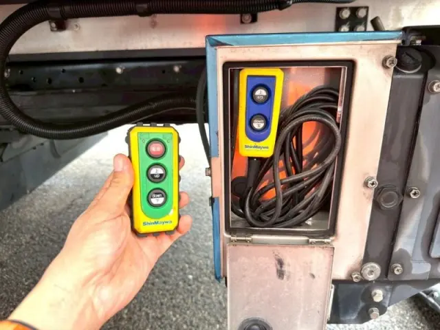 日野 レンジャー 2KG-FC2ABAの写真11