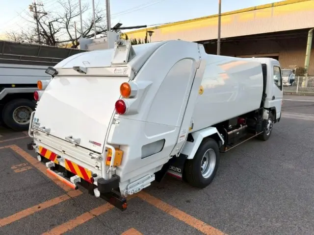 三菱 キャンター 2PG-FEB90の写真3