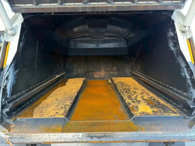 三菱 キャンター 2PG-FEB90の写真9