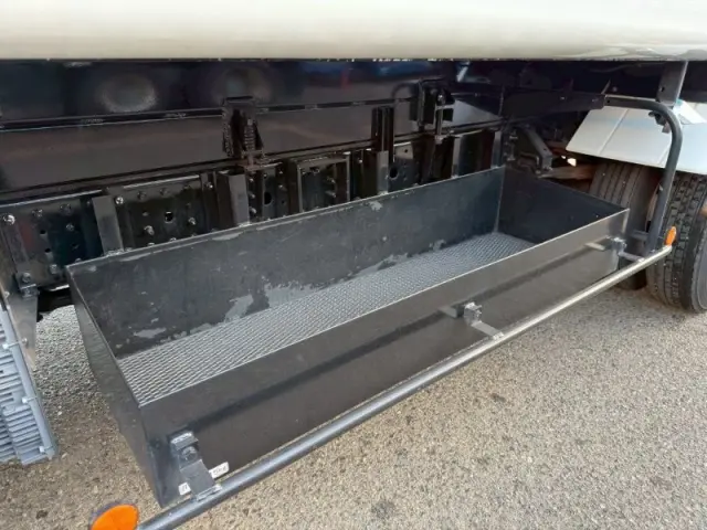 三菱 キャンター 2PG-FEB90の写真22